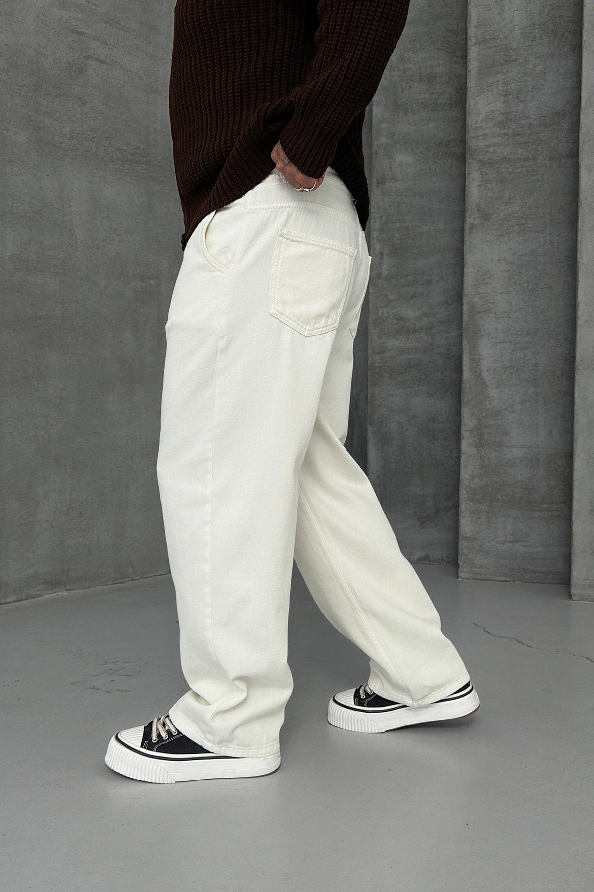 BAGGY KALIP GABARDİN KUMAŞ PANTOLON • KREM W11