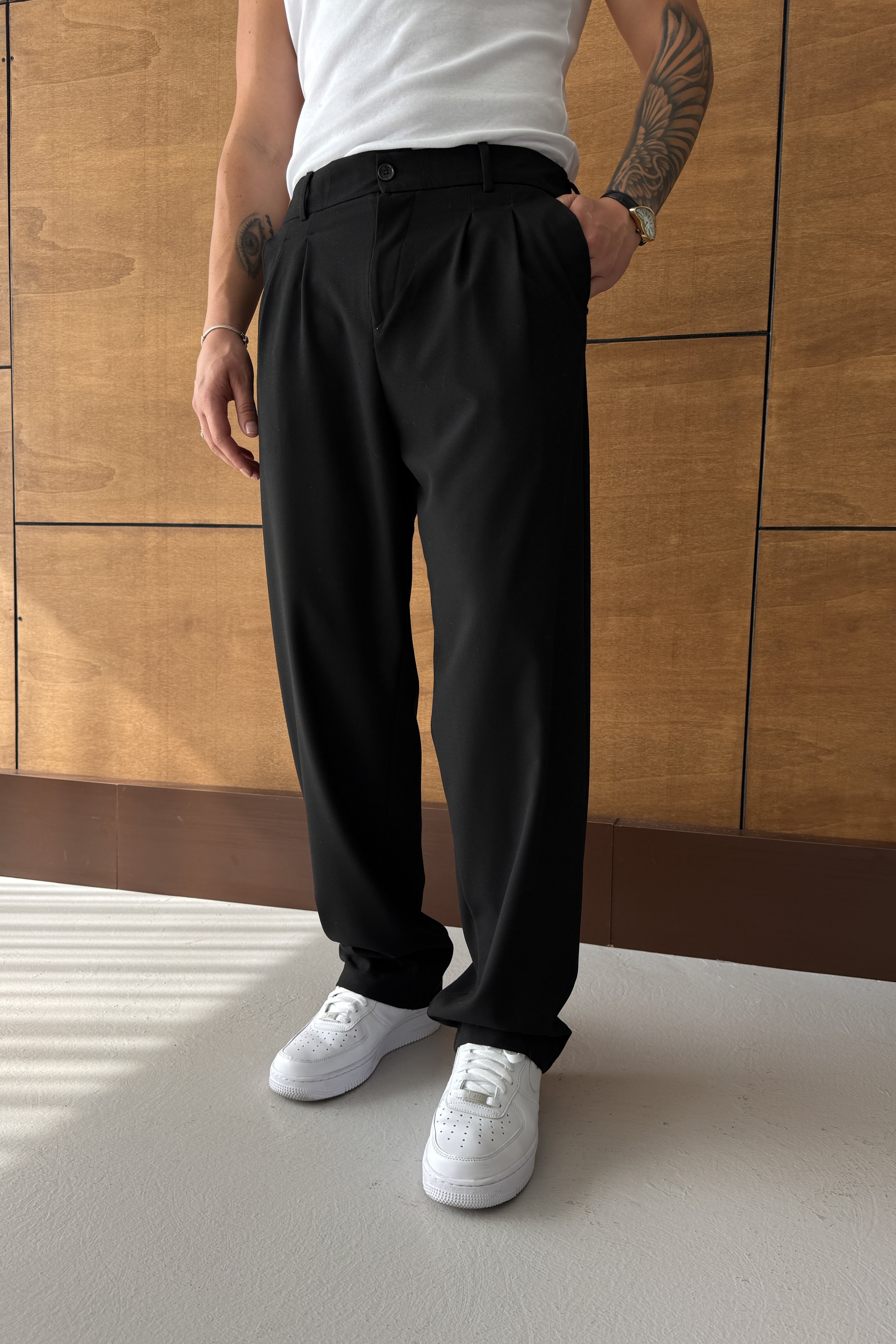 BAGGY KALIP PİLELİ KUMAŞ PANTOLON • SİYAH FB