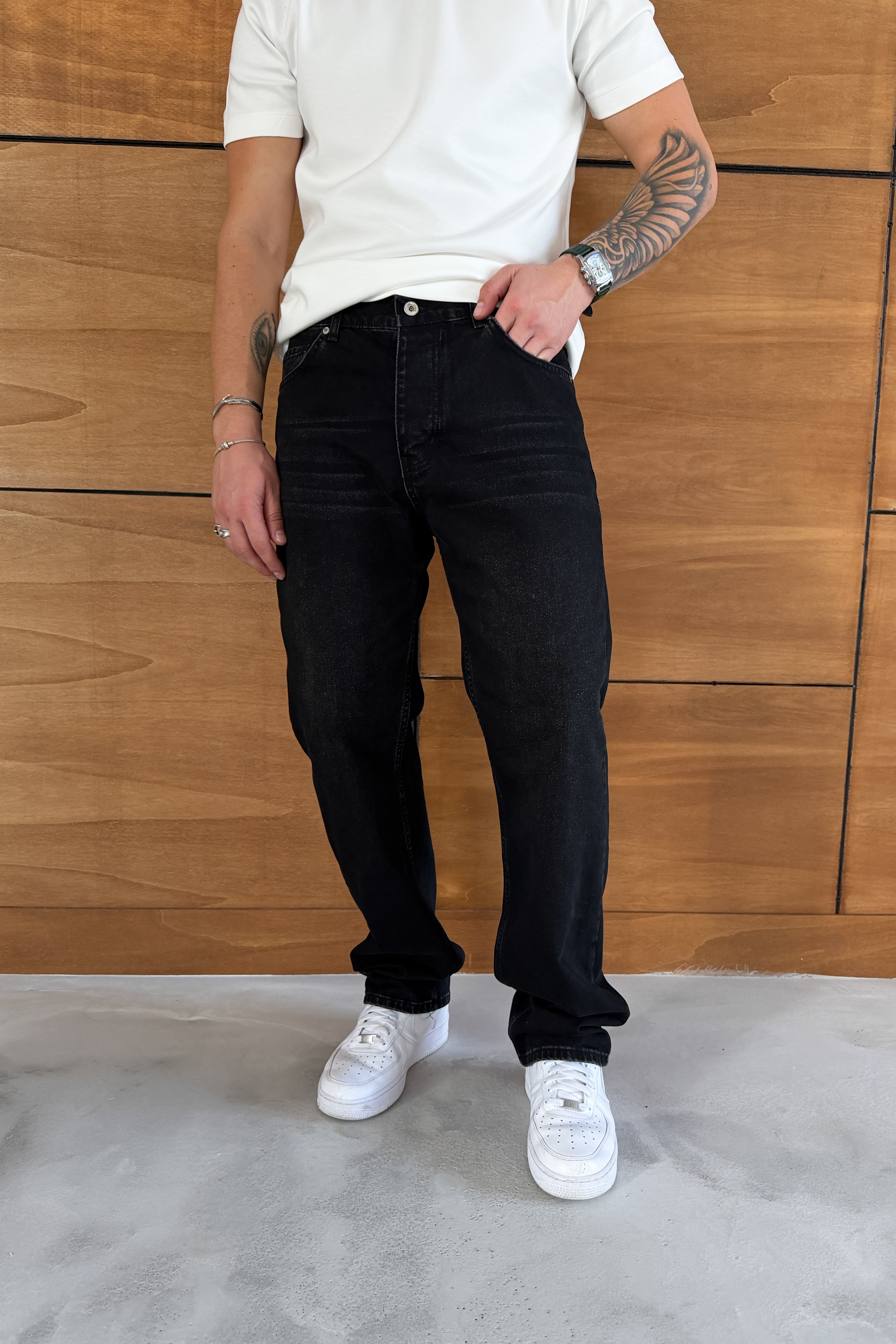 BAGGY FİT TAŞLANMIŞ KOT PANTOLON EFEKTLİ • SİYAH