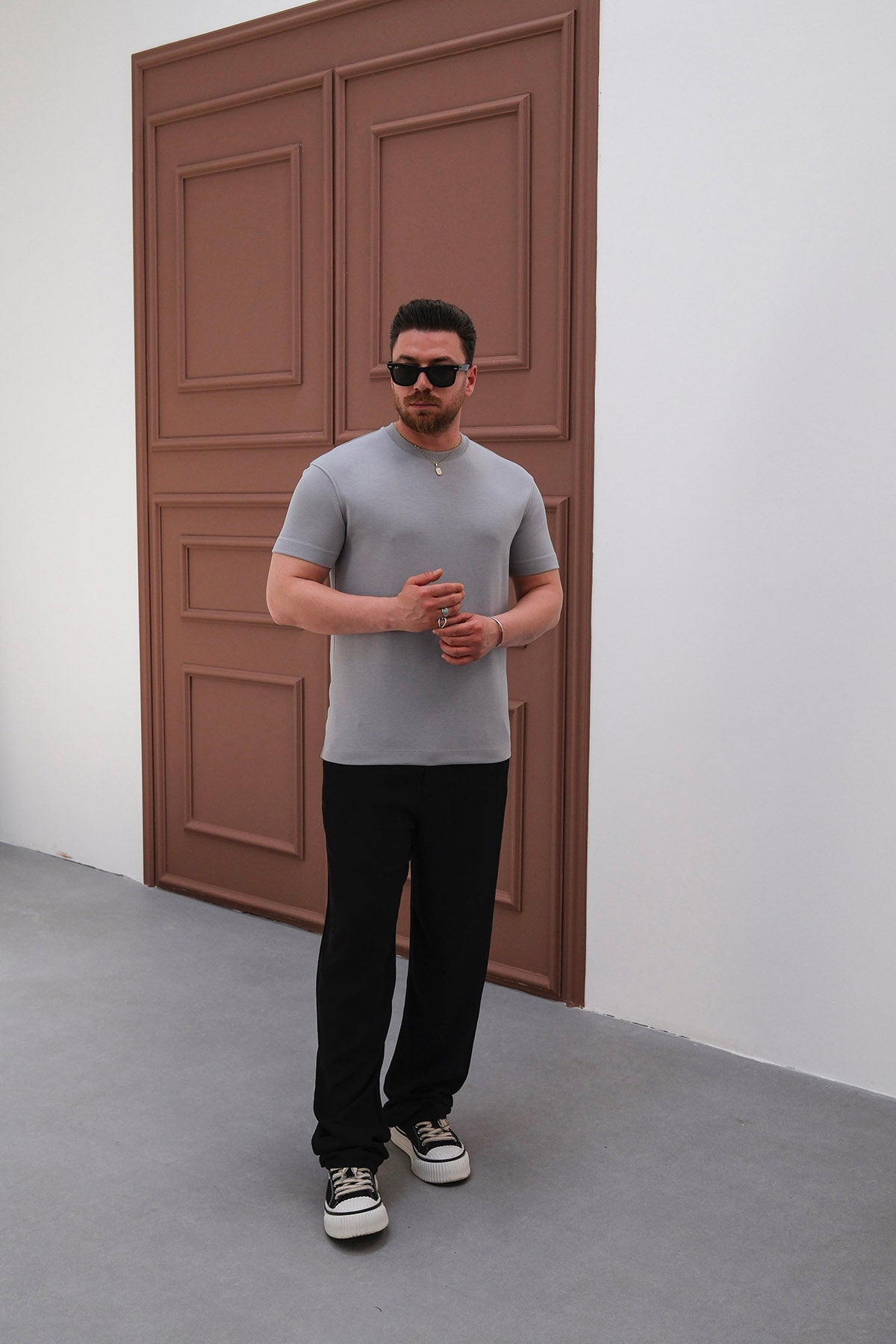 REGULAR FİT MODAL KUMAŞ BASİC TSHİRT • GRİ