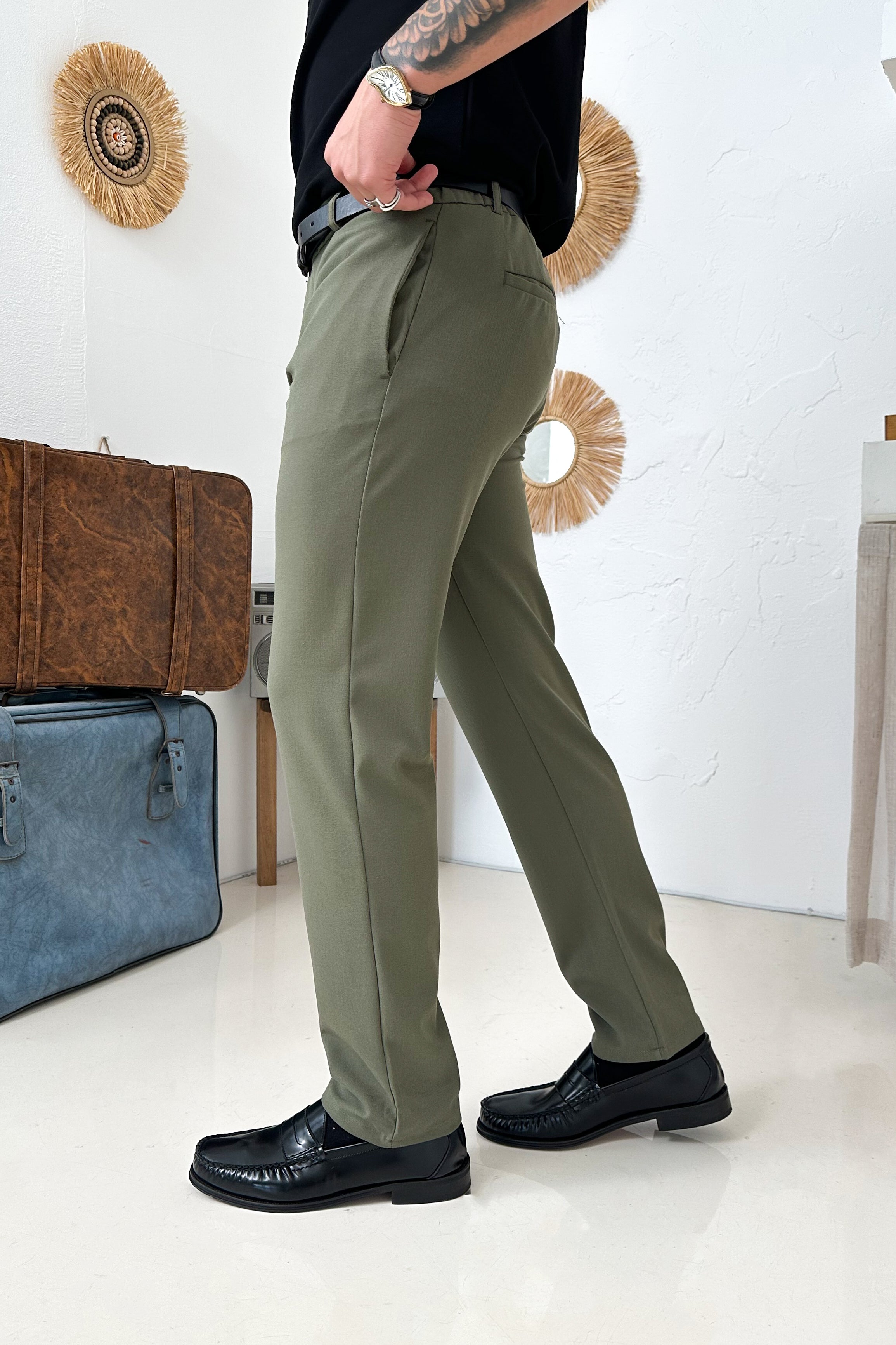 REGULAR FİT KUMAŞ PANTOLON • HAKi