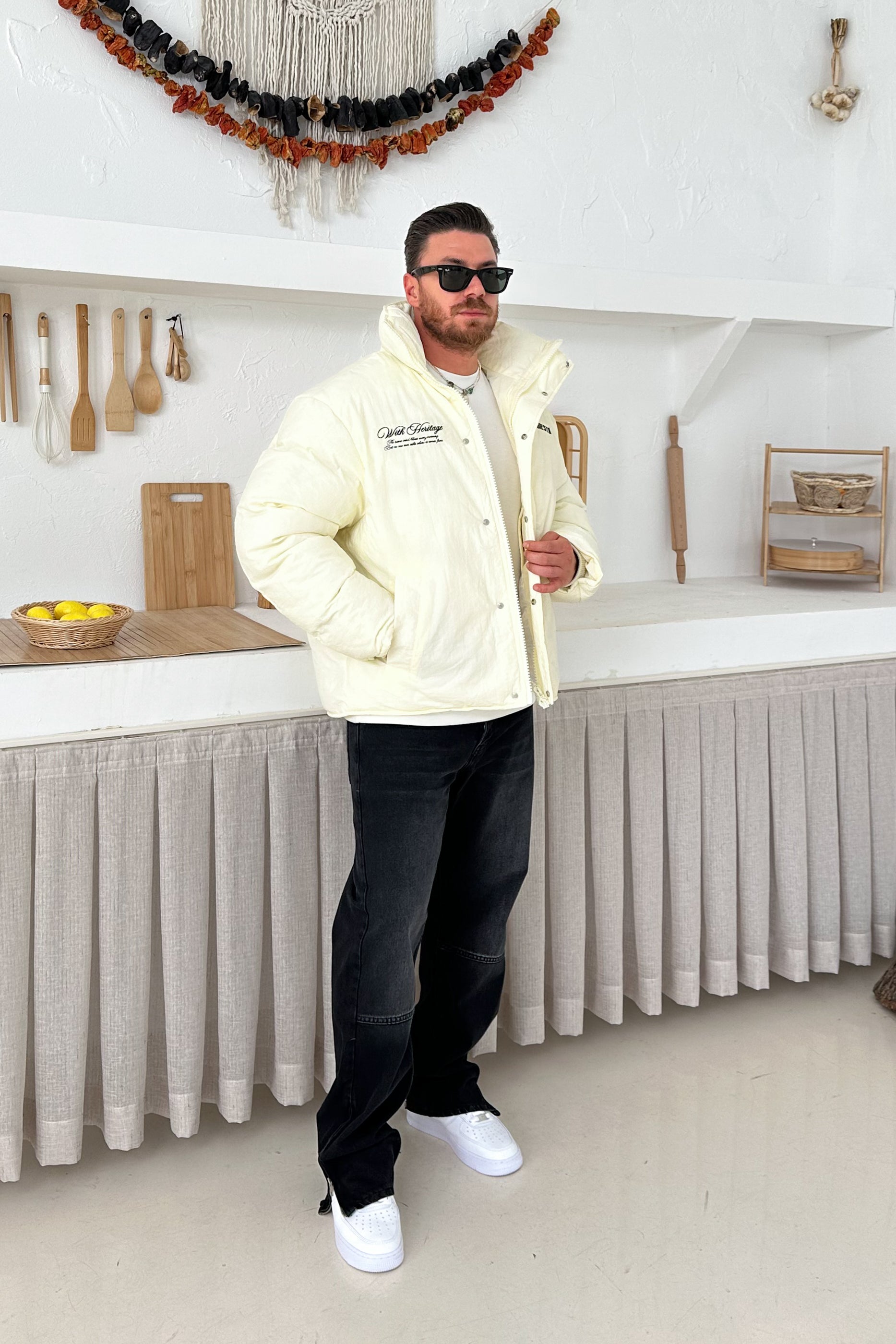 OVERSİZE NAKIŞLI ŞİŞME  MONT • KREM