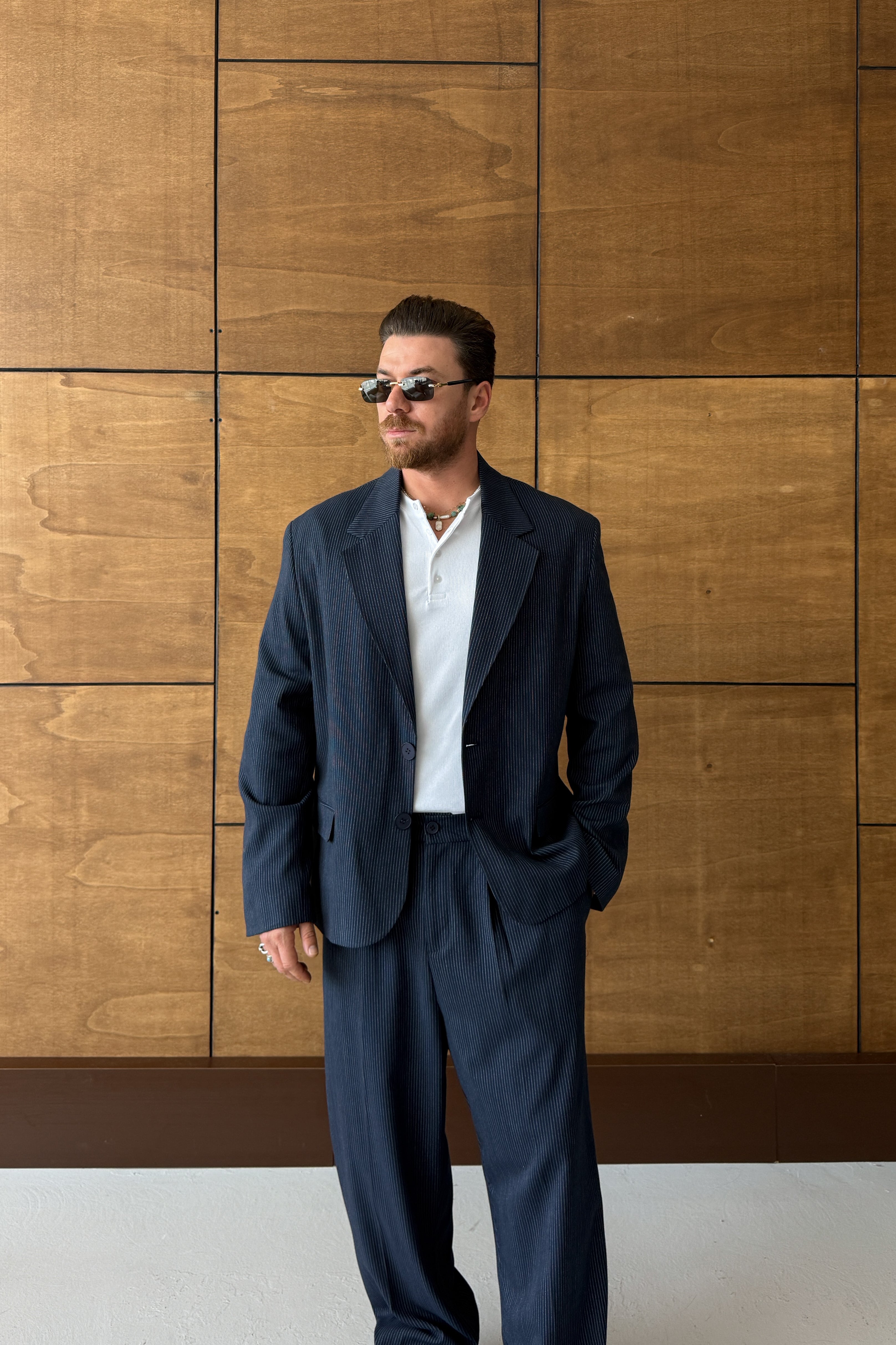 OVERSİZE ÇİZGİLİ BLAZER TAKIM ELBİSE • LACİVERT
