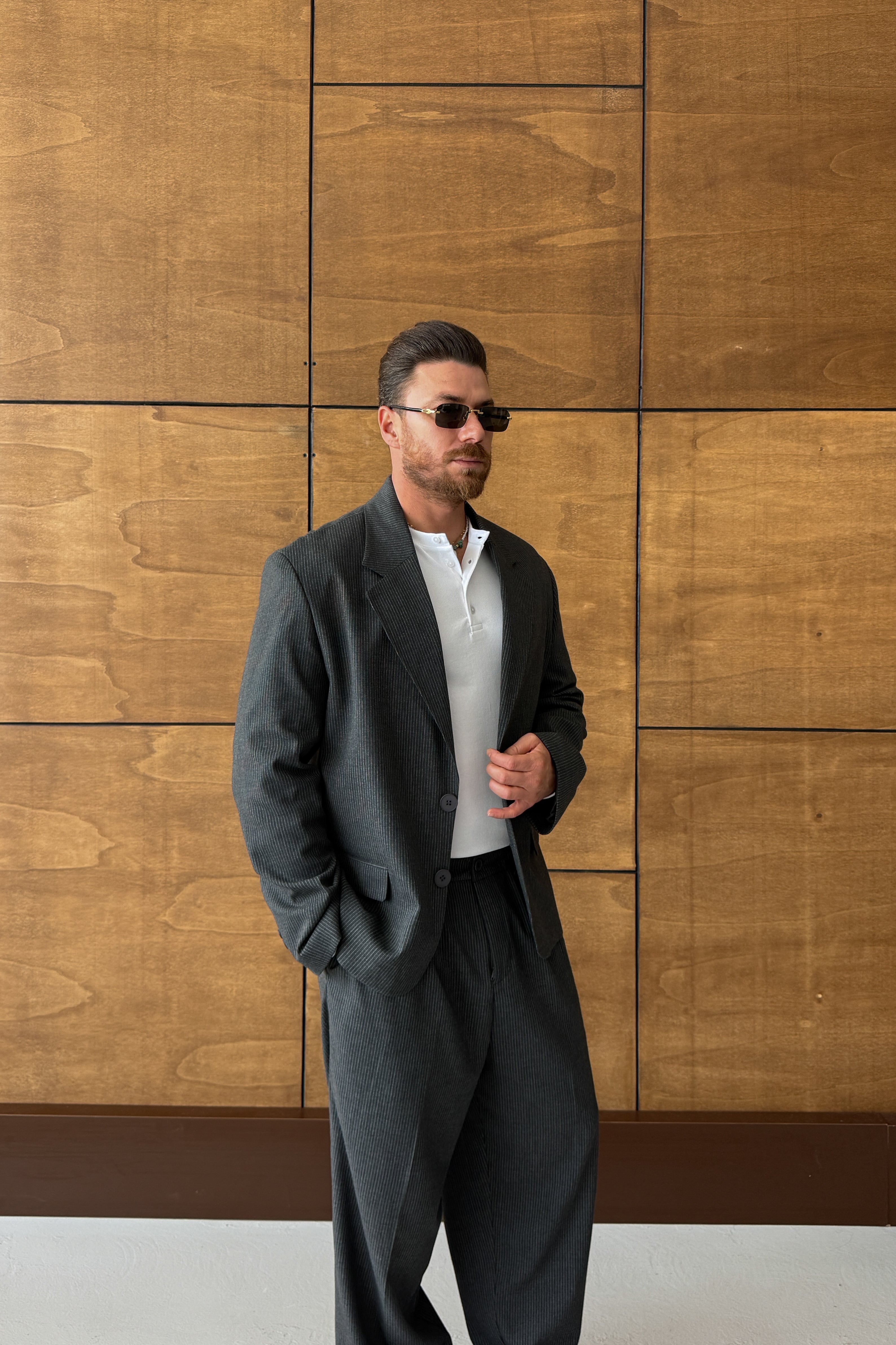 OVERSİZE ÇİZGİLİ BLAZER TAKIM ELBİSE • ANTRASİT