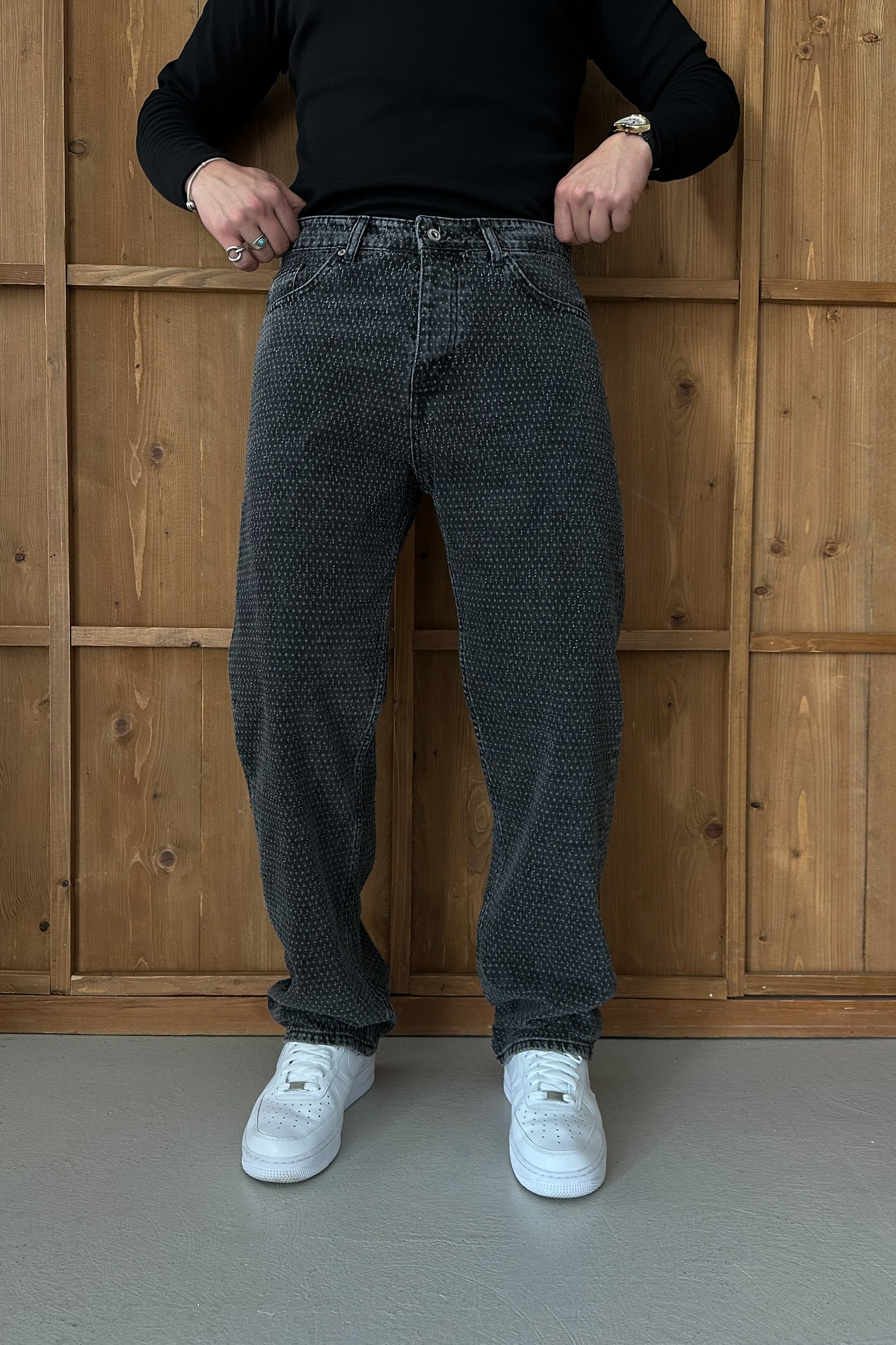 BAGGY FİT NOKTA YIRTIK DETAY TASARIM KOT PANTOLON • SİYAH W11