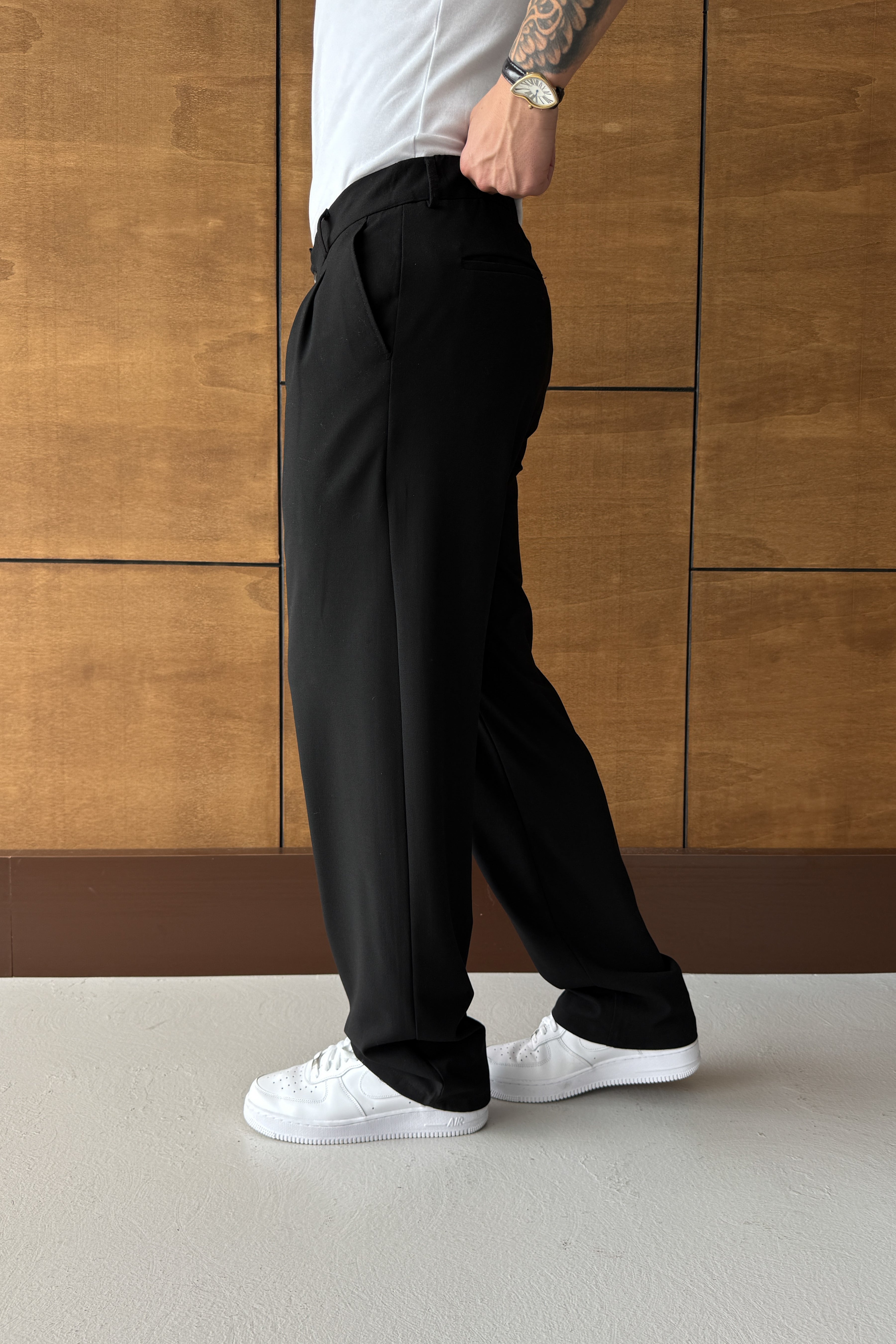BAGGY KALIP PİLELİ KUMAŞ PANTOLON • SİYAH FB