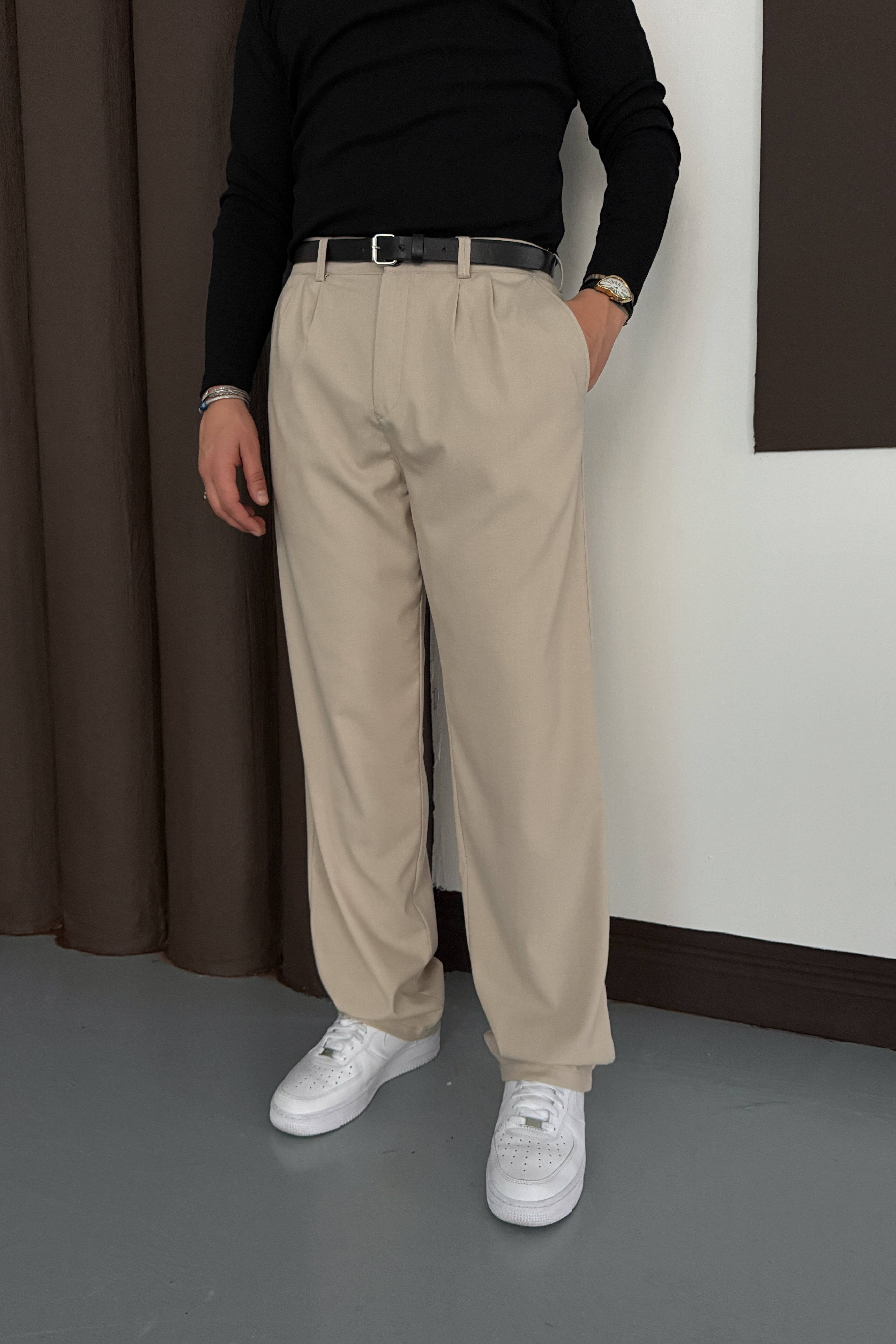 BAGGY KALIP PİLELİ KUMAŞ PANTOLON • BEJ