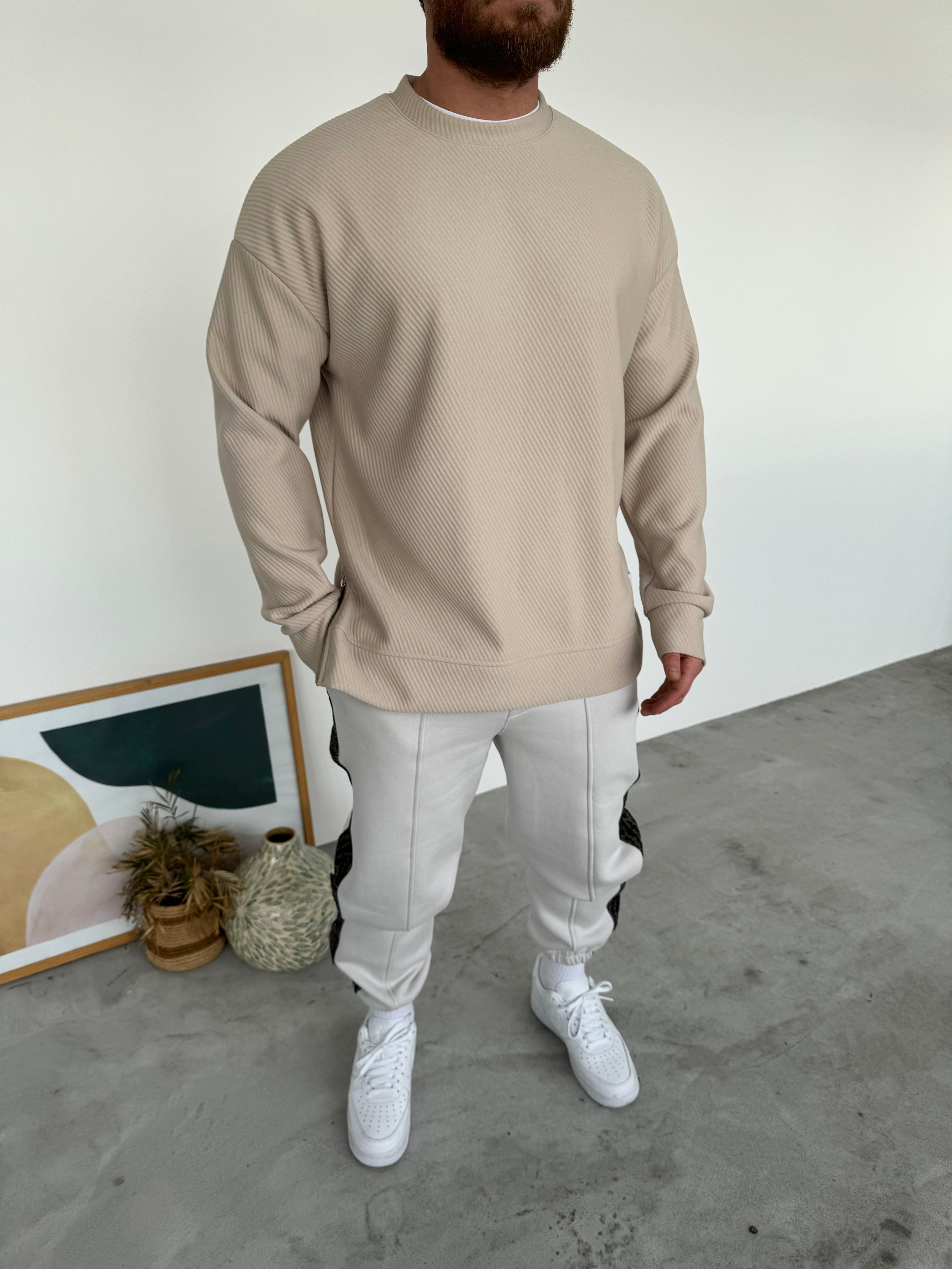 OVERSİZE YIRTMAÇLI SWEATSHİRT• BEJ