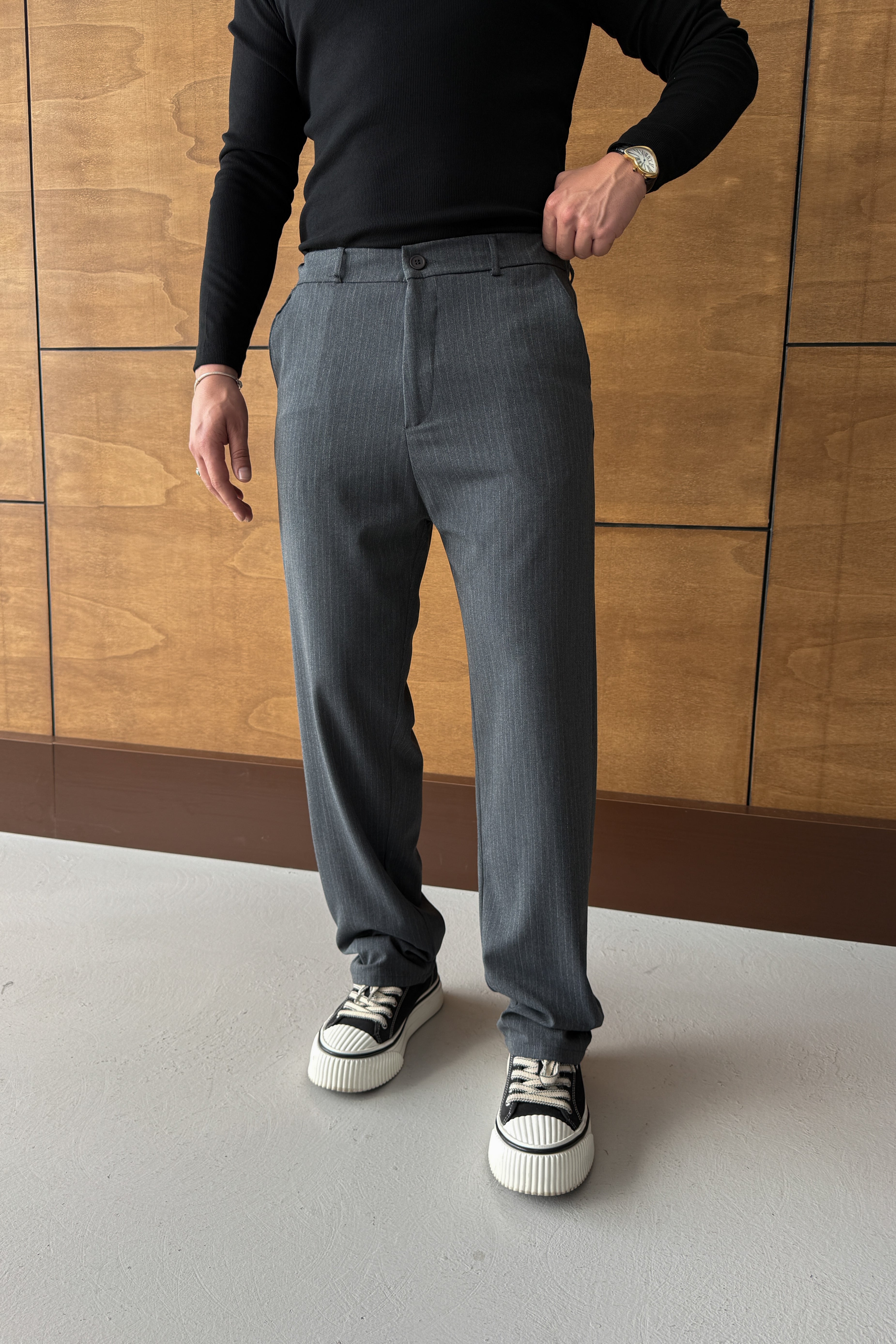BAGGY KALIP ÇİZGİLİ KUMAŞ PANTOLON • ANTRASİT