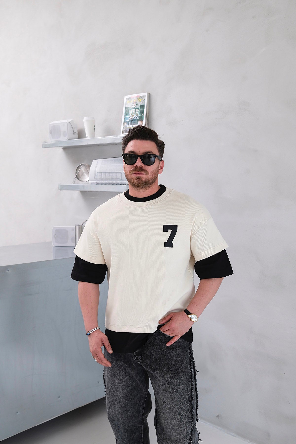 OVERSİZE 7 YAZILI TSHİRT • KREM
