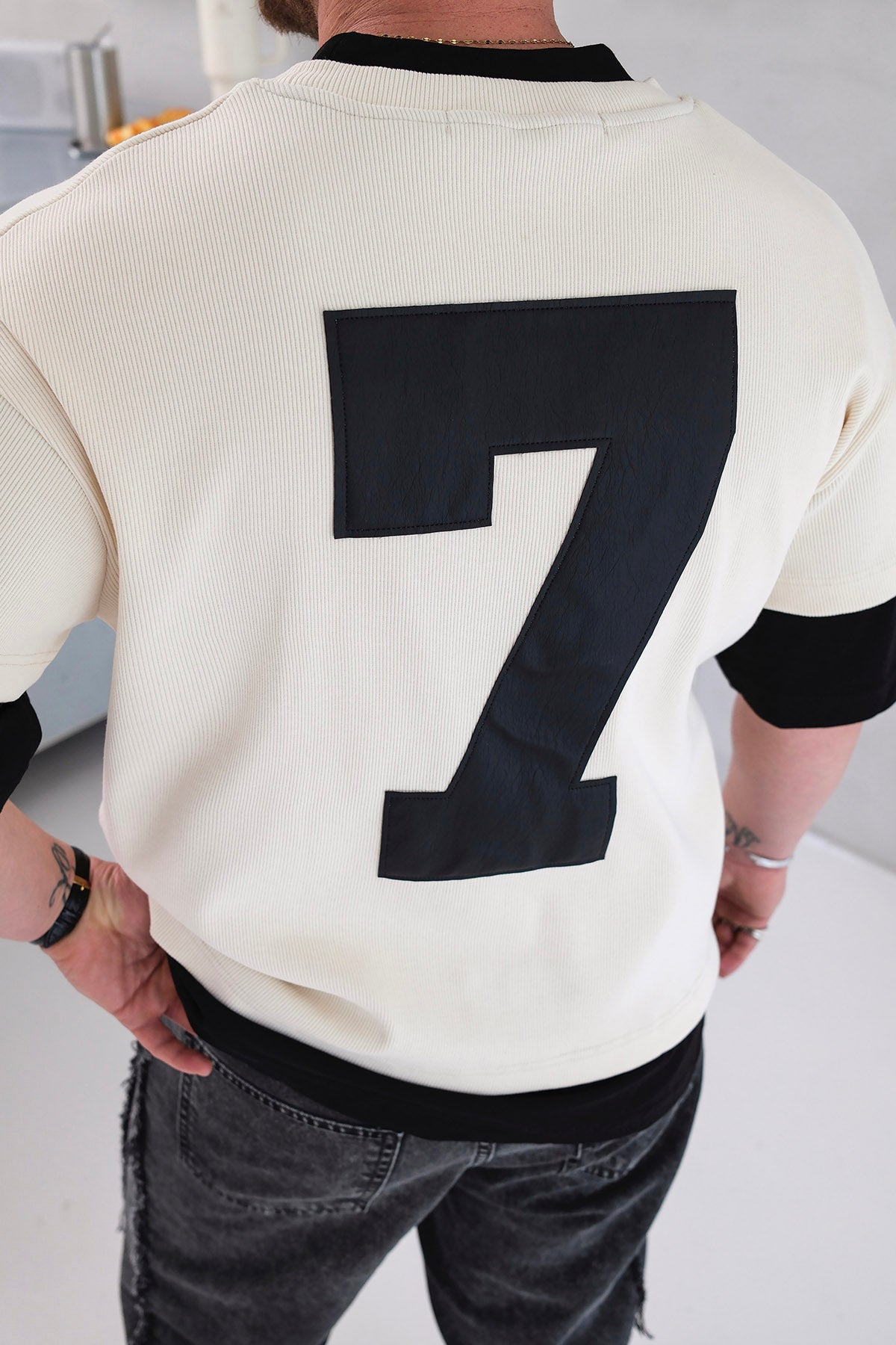 OVERSİZE 7 YAZILI TSHİRT • KREM