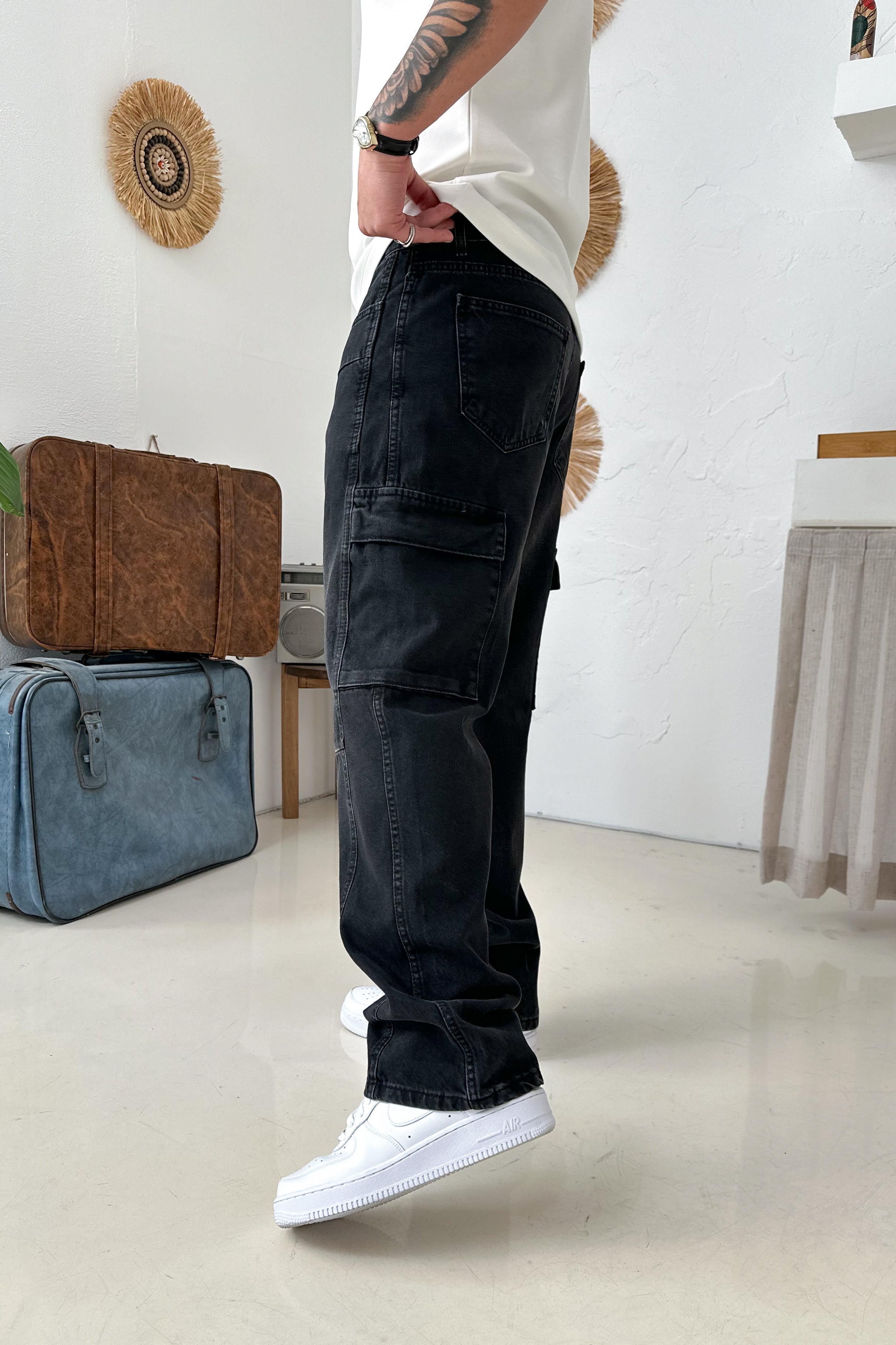 BAGGY KALIP DİKİŞ DETAY KARGO CEP KOT PANTOLON • SİYAH