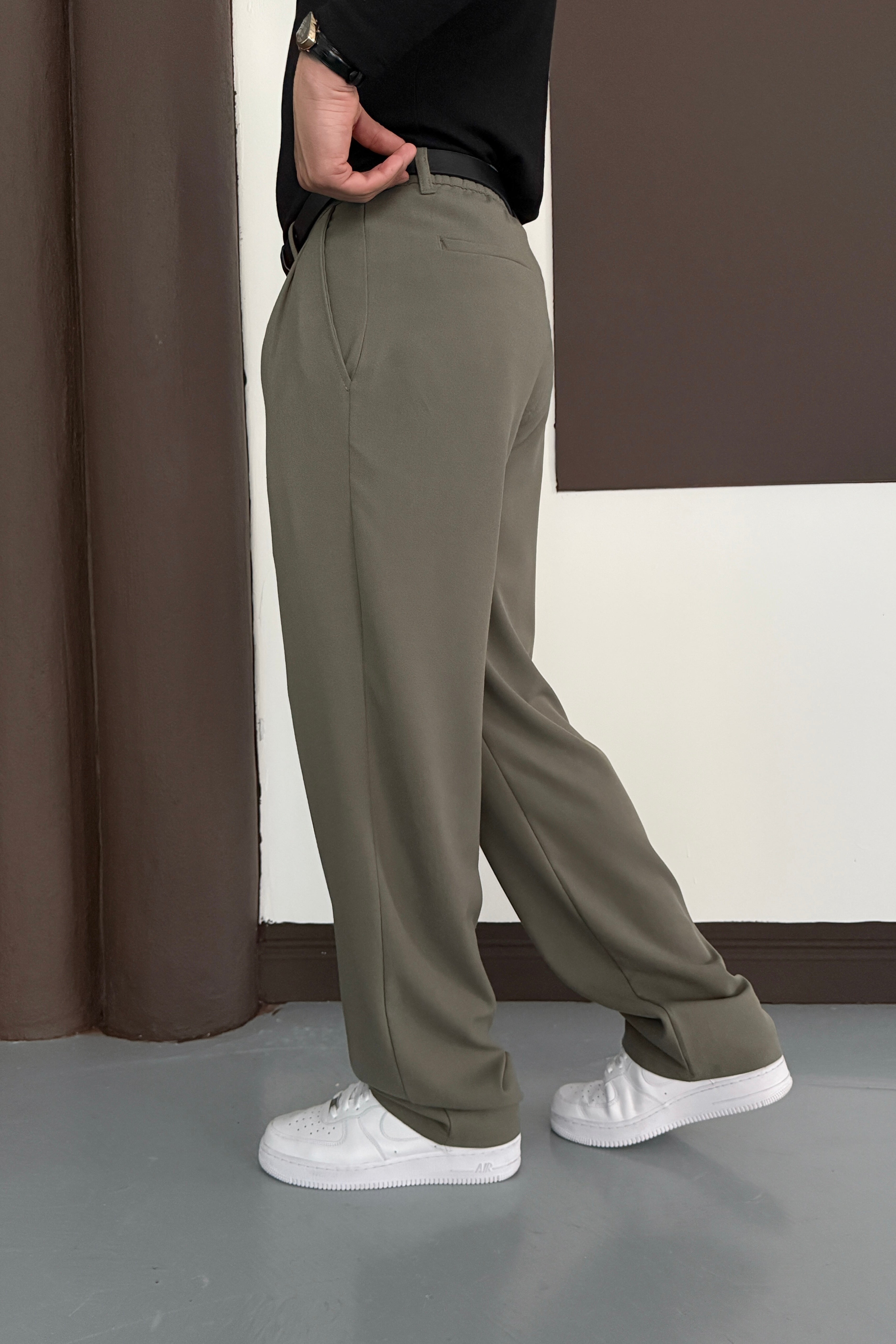 BAGGY KALIP PİLELİ KUMAŞ PANTOLON • HAKİ