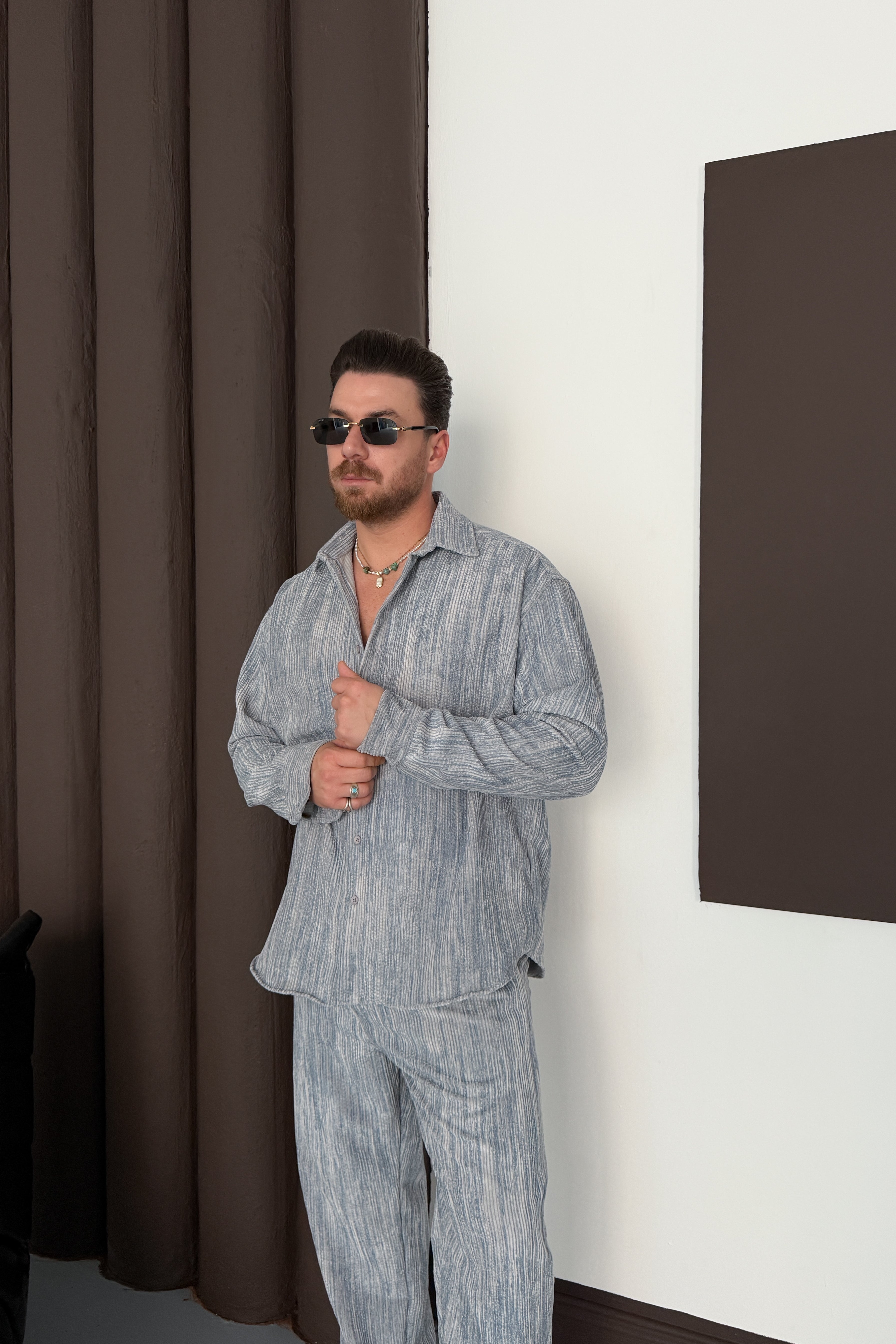 OVERSİZE EFEKTLİ YIKAMA DETAYLI KADİFE TAKIM • GRİ-MAVİ