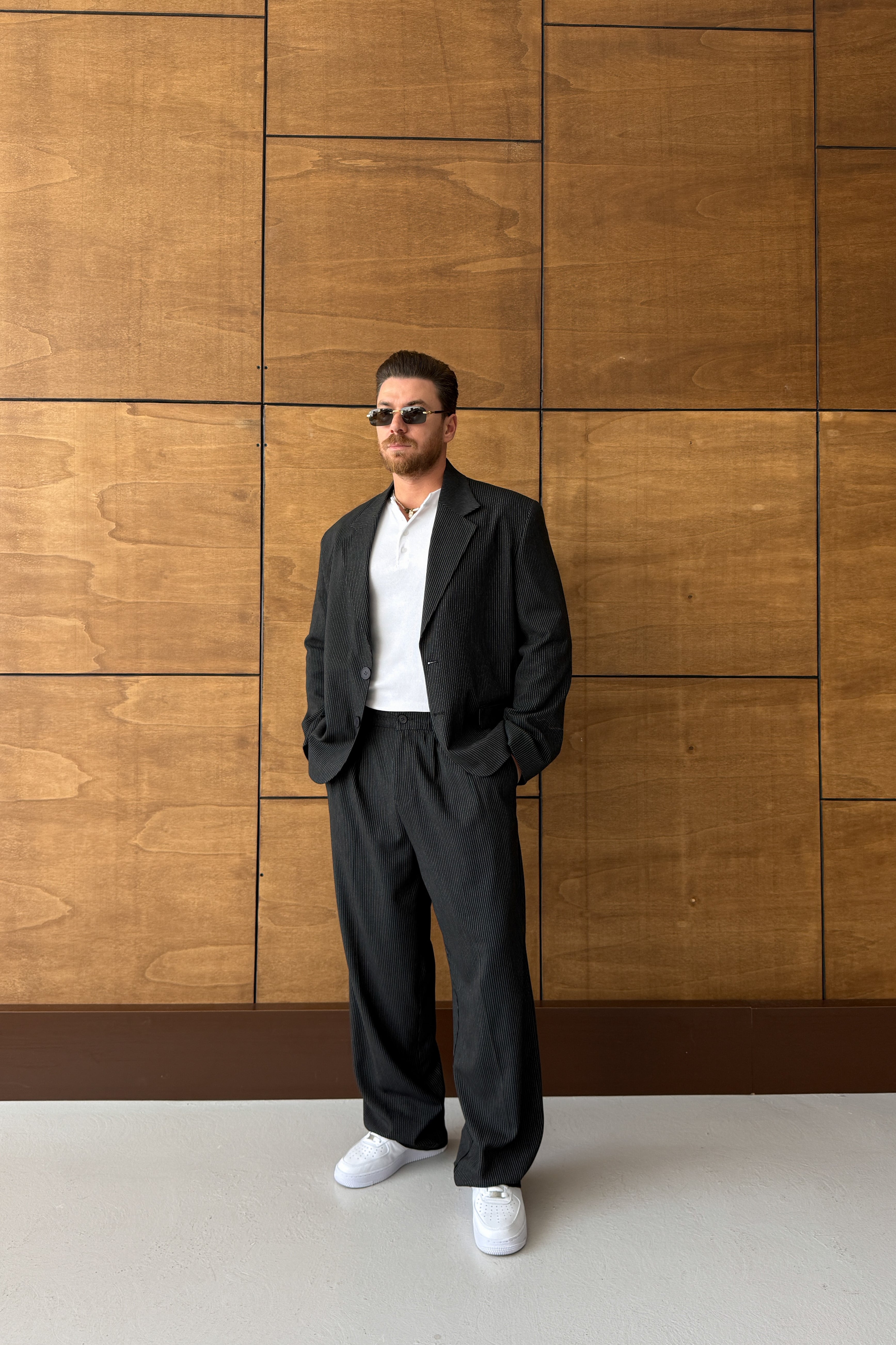 OVERSİZE ÇİZGİLİ BLAZER TAKIM ELBİSE • SİYAH