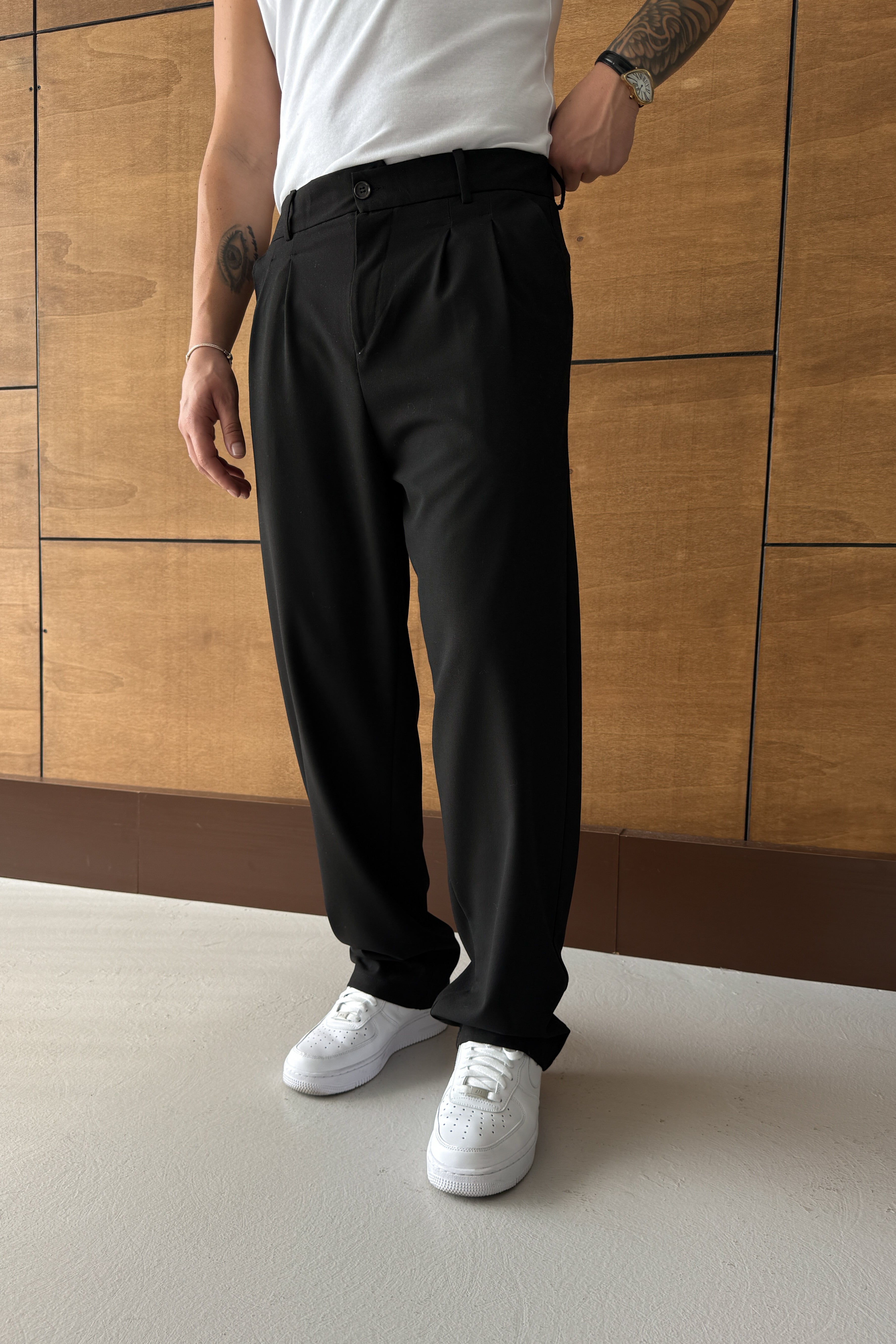 BAGGY KALIP PİLELİ KUMAŞ PANTOLON • SİYAH FB